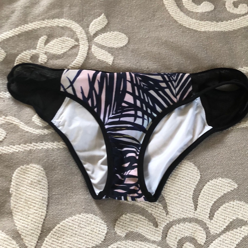 Pink bikini bottom size LRG